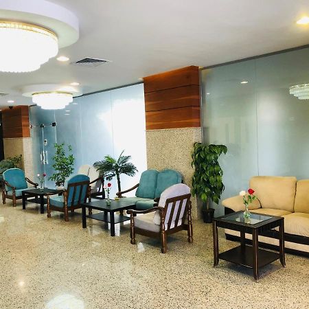 Zodiac Hotel Apartments Fahaheel 쿠웨이트 외부 사진