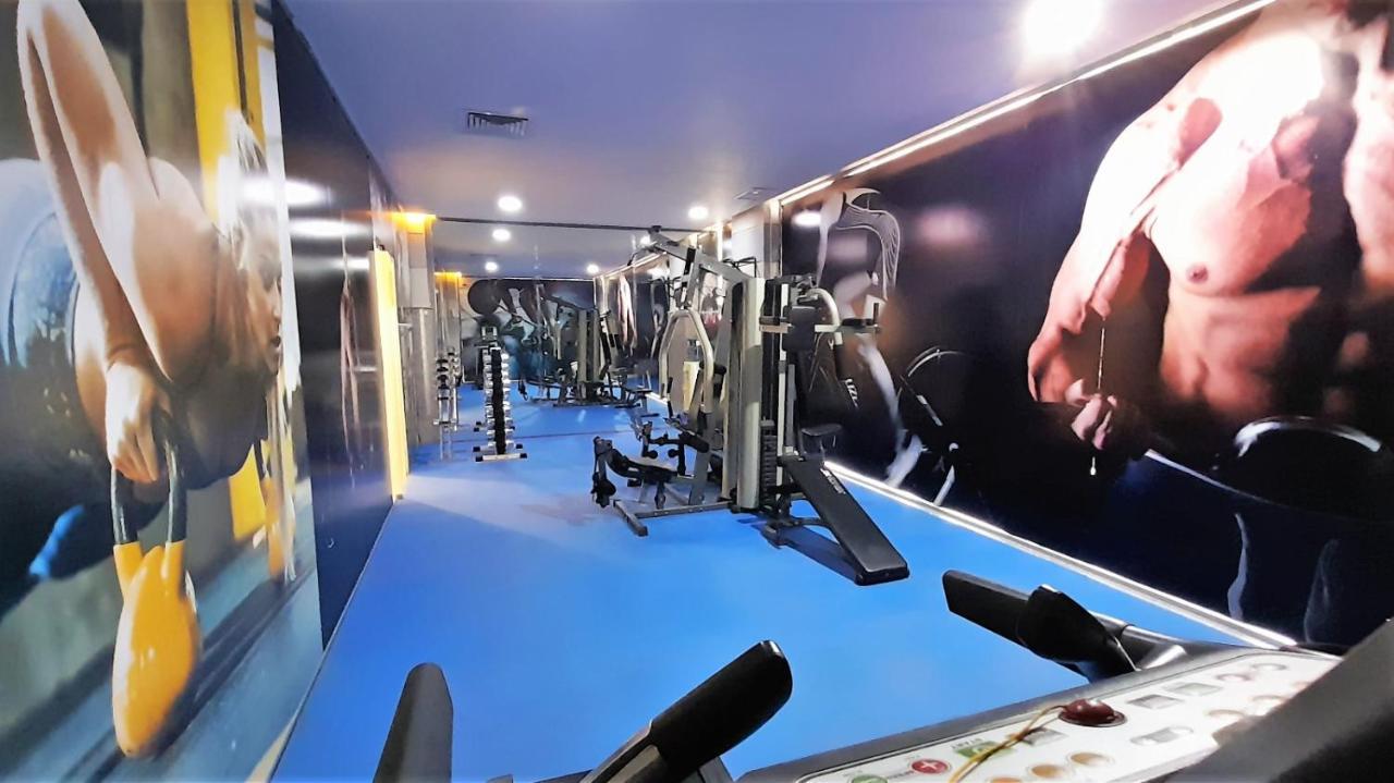 Zodiac Hotel Apartments Fahaheel 쿠웨이트 외부 사진