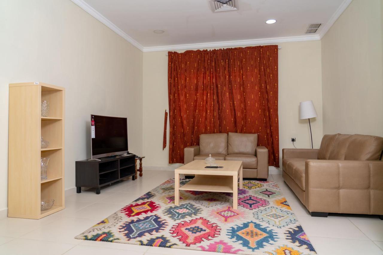 Zodiac Hotel Apartments Fahaheel 쿠웨이트 외부 사진
