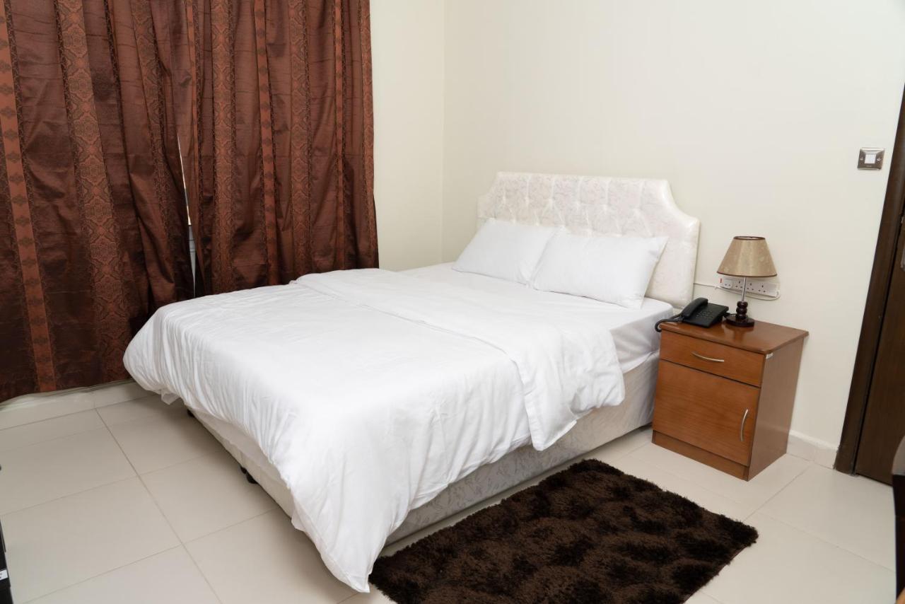 Zodiac Hotel Apartments Fahaheel 쿠웨이트 외부 사진