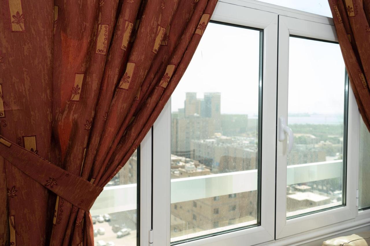 Zodiac Hotel Apartments Fahaheel 쿠웨이트 외부 사진