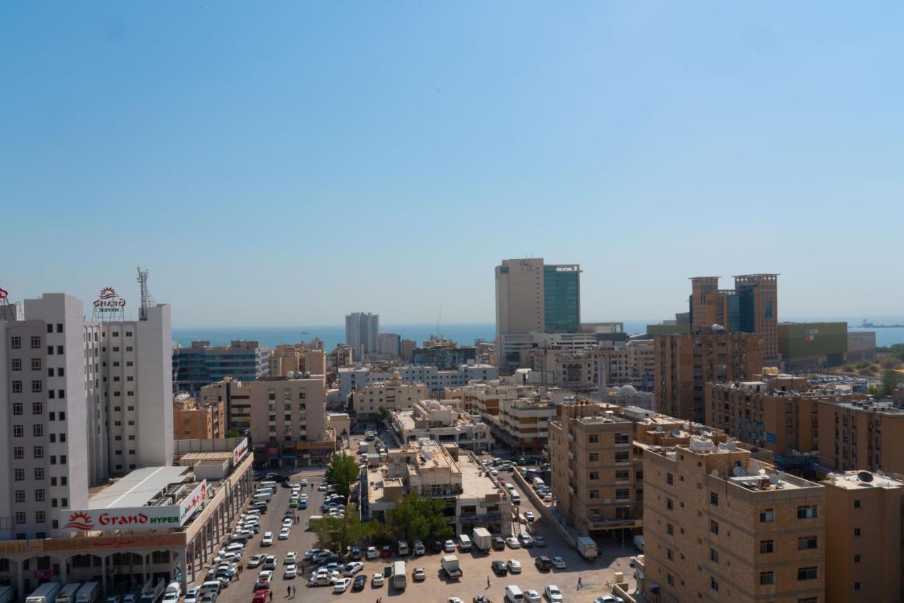 Zodiac Hotel Apartments Fahaheel 쿠웨이트 외부 사진