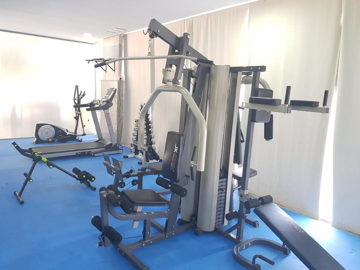 Zodiac Hotel Apartments Fahaheel 쿠웨이트 외부 사진